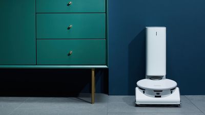 Samsung just put AI in its robot vacuum and mop — and it’s not a gimmick