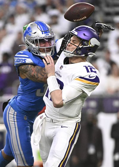 Vikings still have playoff life entering Week 18 trip to Detroit