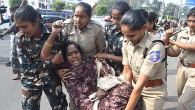 Anganwadi workers taken into preventive custody during protest at Collectorate in Vijayawada