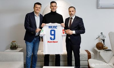 Nikola Kalinic signs for Hajduk Split until end of season on €1 salary