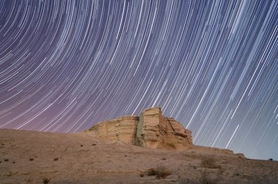 Fireballs and Innumerable Meteors: Catch the Quadrantid Meteor Shower Tonight Only