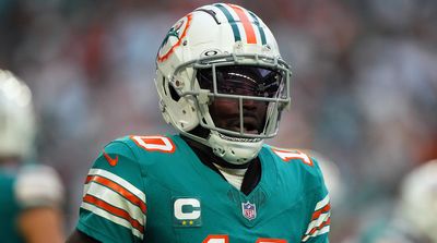 Tyreek Hill Leaves Dolphins Practice After Home Catches Fire