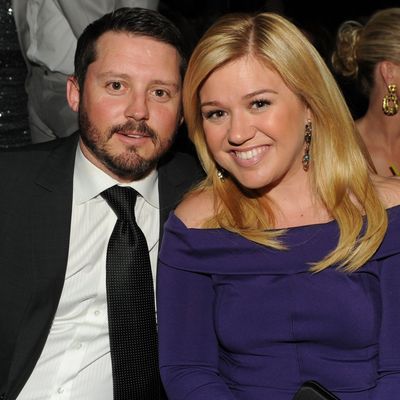 And the Cringe Goes On: Kelly Clarkson Claims Her Ex-Husband Said She Wasn’t “Sexy” Enough to Be a Coach on ‘The Voice’