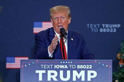 Trump asks Supreme Court to halt Colorado ballot ruling - Roll Call