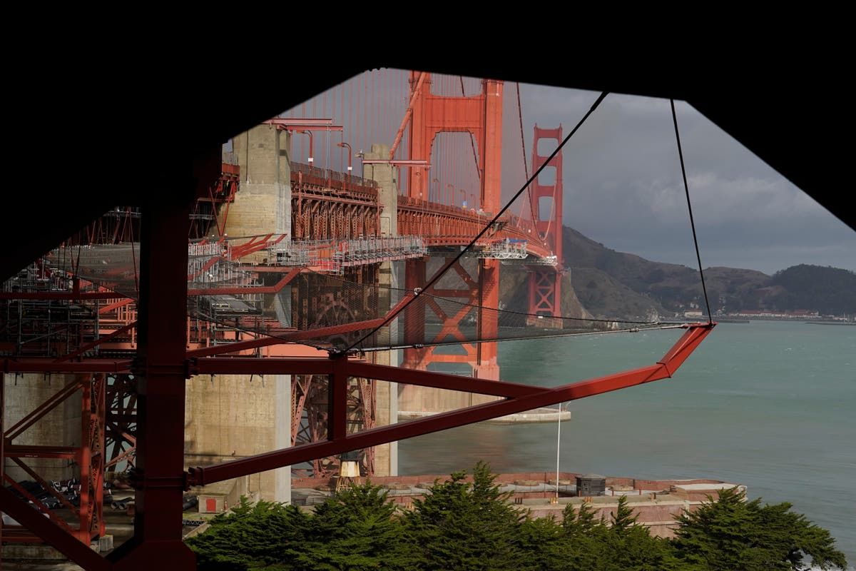 san-francisco-s-iconic-golden-gate-bridge-gets-nets-to