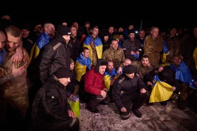 Russia and Ukraine exchange hundreds of prisoners of war in biggest swap since beginning of invasion