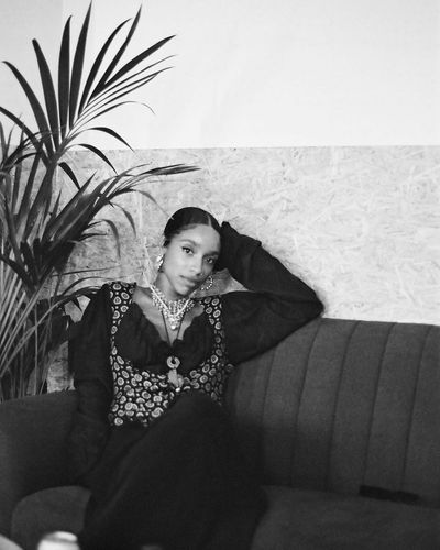 Lianne La Havas Radiates Elegance and Glamour in Black Dress