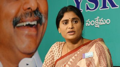 Political road closes for Y.S. Sharmila in Telangana but opens in Andhra Pradesh