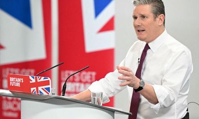 Starmer rules out breaking Labour’s fiscal rules to meet £28bn green target