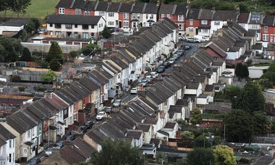‘Sleepless nights’: UK homeowners fear 2024 mortgage timebomb
