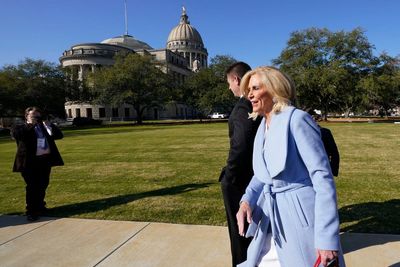 Bomb threats prompt evacuations of government buildings in several states, but no explosives found