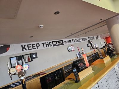 Sunderland apologise after stadium bar decorated in Newcastle colours before FA Cup tie