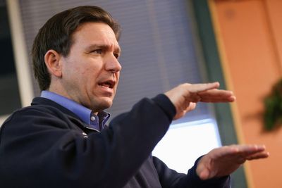 Iowa voter confronts DeSantis about ‘going soft’ on Trump