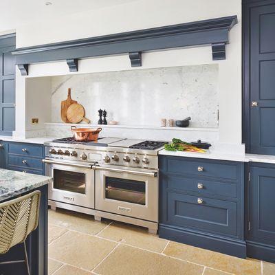 The best place to position your cooker, according to kitchen designers