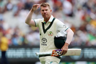 David Warner finally reunited with stolen Australian cricket cap after prime minister’s help