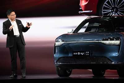 Weekly Must-Read: Chinese Carmakers Enter 2024 Fighting Price War, Heightened EV Competition