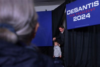 DeSantis campaign shines, border talks spark government shutdown debate