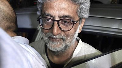 Elgar Parishad case | Supreme Court extends stay imposed by Bombay HC on granting bail to Gautam Navlakha