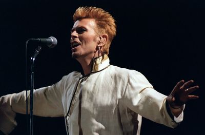 'Rue David Bowie': Paris To Name Street After Rock Icon