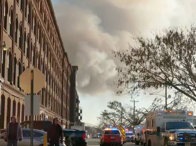 Watch as New Jersey firefighters battle huge warehouse blaze in Elizabeth