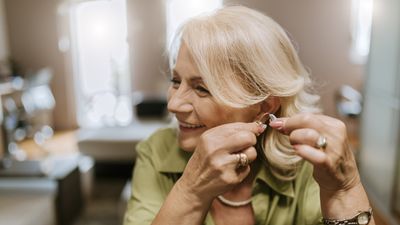 Hearing aids could help prevent dementia and help people live longer, new study finds