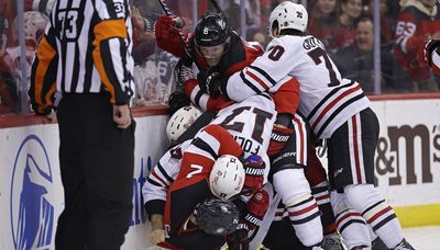 Blackhawks notes: Undermanned roster squanders chance to end road losing streak