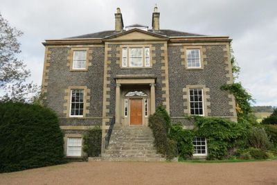 Wall 'at risk of collapse' highlighted at historic Scottish house