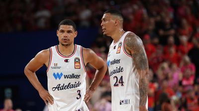 Record crowd rejoice as Sixers shock NBL leaders United