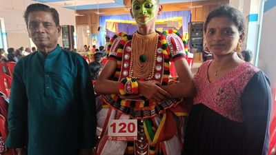 Kalolsavam | Ottan Thullal runs in this family