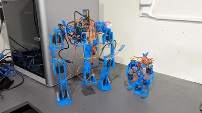 3D-printed tripedal robot walks on three legs