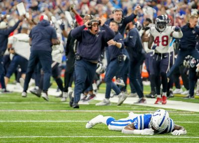 Colts drop heartbreaker in 23-19 loss to Texans to end season