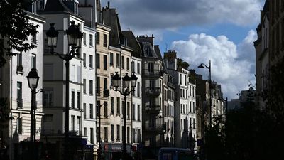 Paris population continues to shrink as cost of living rises