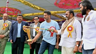 Prabhu Deva hogs limelight at Mohan Babu University Sports Day celebrations