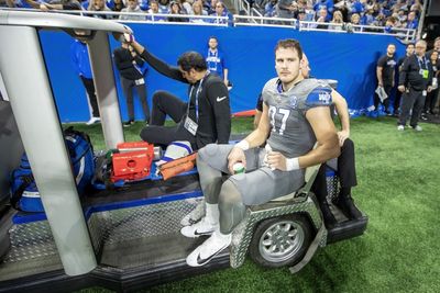 Sam LaPorta carted off with a knee injury