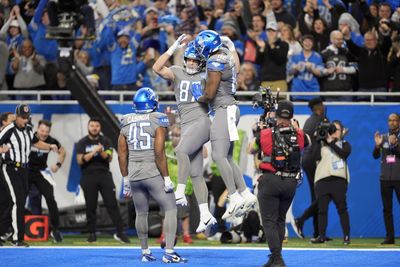 Lions Rookie Tight End LaPorta Suffers Potentially Serious Knee Injury