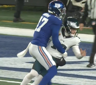 Giants Defender Avoids Running Into the Kicker Penalty by Hugging Eagles Punter