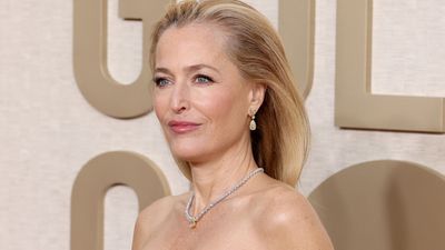 Gillian Anderson stuns in a 'vulva dress' and bold hairstyle for the 2024 Golden Globes
