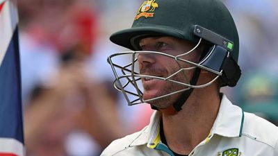 'A huge fighter...': AB De Villiers praises David Warner's fighting spirit