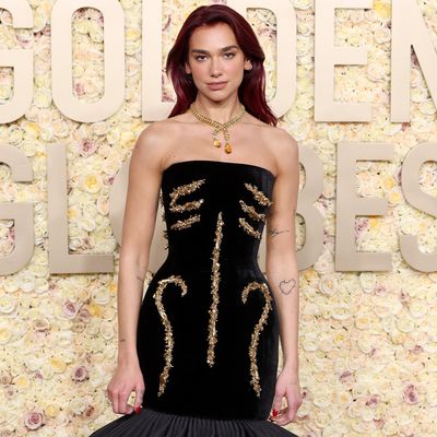 Dua Lipa Wore a Custom Velvet Schiaparelli Gown to the Golden Globes