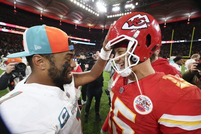 Chiefs to play Dolphins in wild card round of playoffs on Saturday night