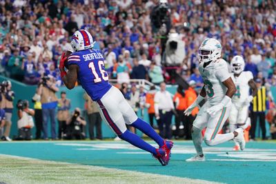 Dolphins lose Week 18, AFC East title battle to the Bills