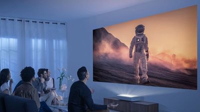 Samsung introduces the world’s first wireless 8K projector