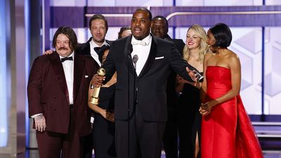 ‘Succession,’ ‘The Bear,’ ‘Beef’ Dominate Golden Globe Awards