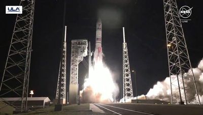 Peregrine Mission One: First US moon lander since Apollo 17 blasts off