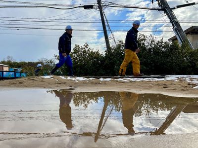 Quake Survivors in Japan Seek Rebuild Plans Amidst Adversity