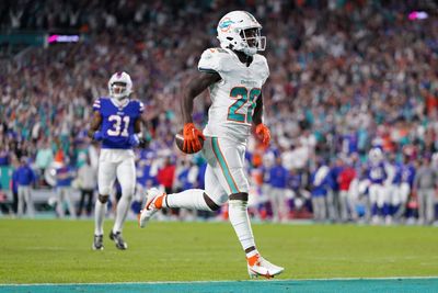 Studs and duds from Dolphins 21-14 loss to the Bills