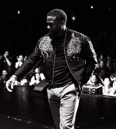 Kevin Hart: Comedy and Charisma in a Captivating Photoshoot