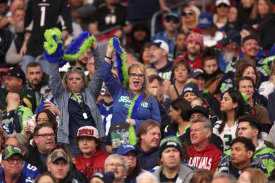 Seahawks fans share reactions on Twitter to the end of the 2023 season