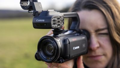 Canon XA65 review: great pro camcorder let down by its AF