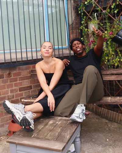 Ella Eyre and her dear friend: A Bond of Joy